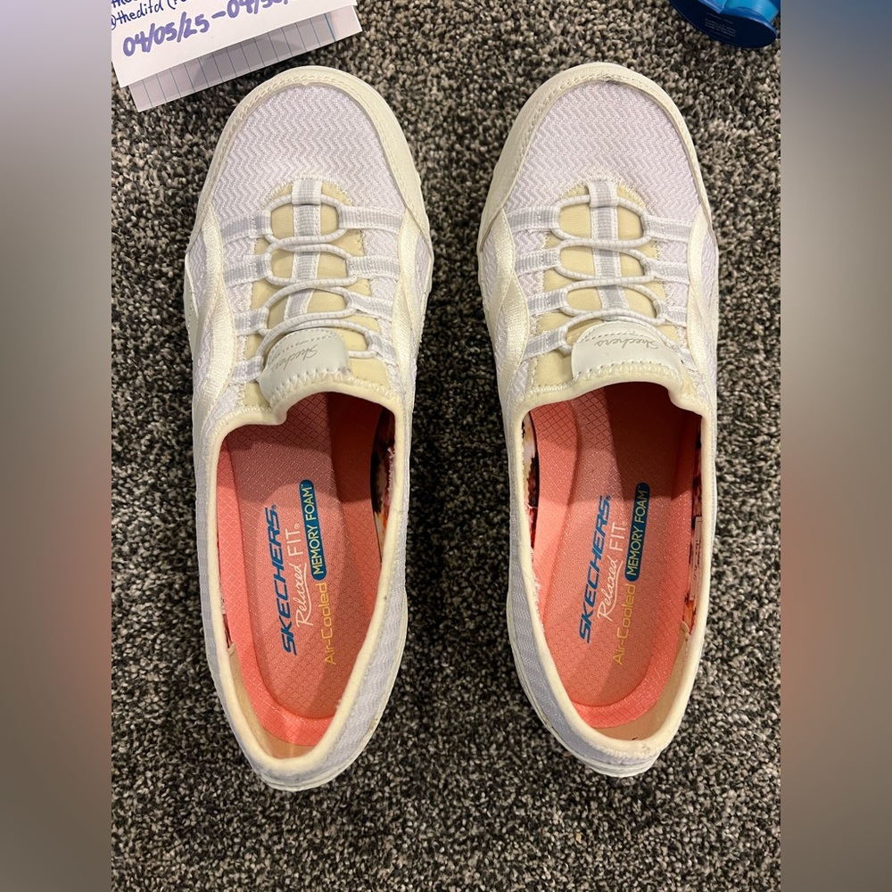 Skechers Slip On - Picture 5 of 9